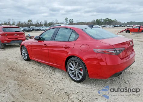 2024 Alfa Romeo Giulia Ti z USA, uszkodzony, nr VIN ZARFAMBN9R7684662